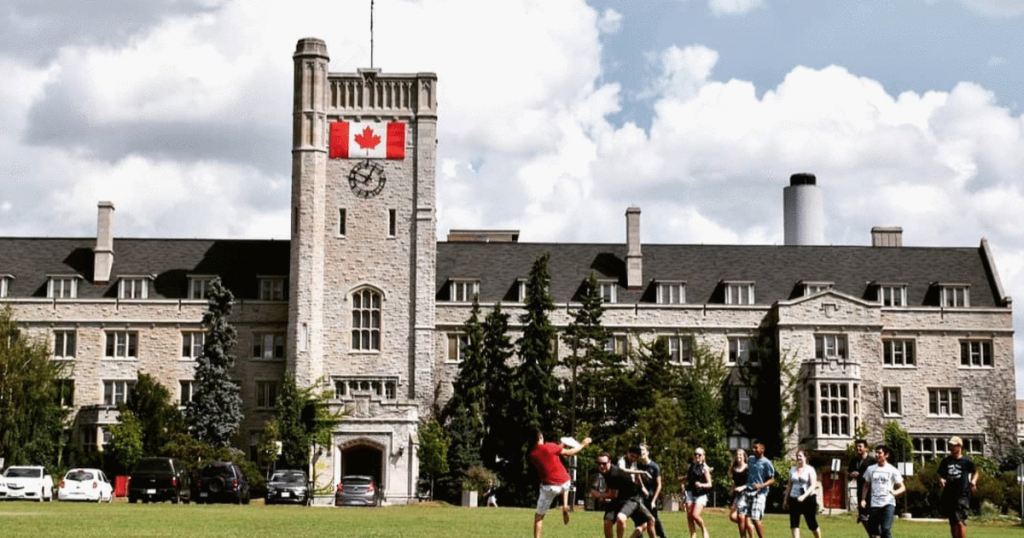 اپلای دانشگاه کانادا